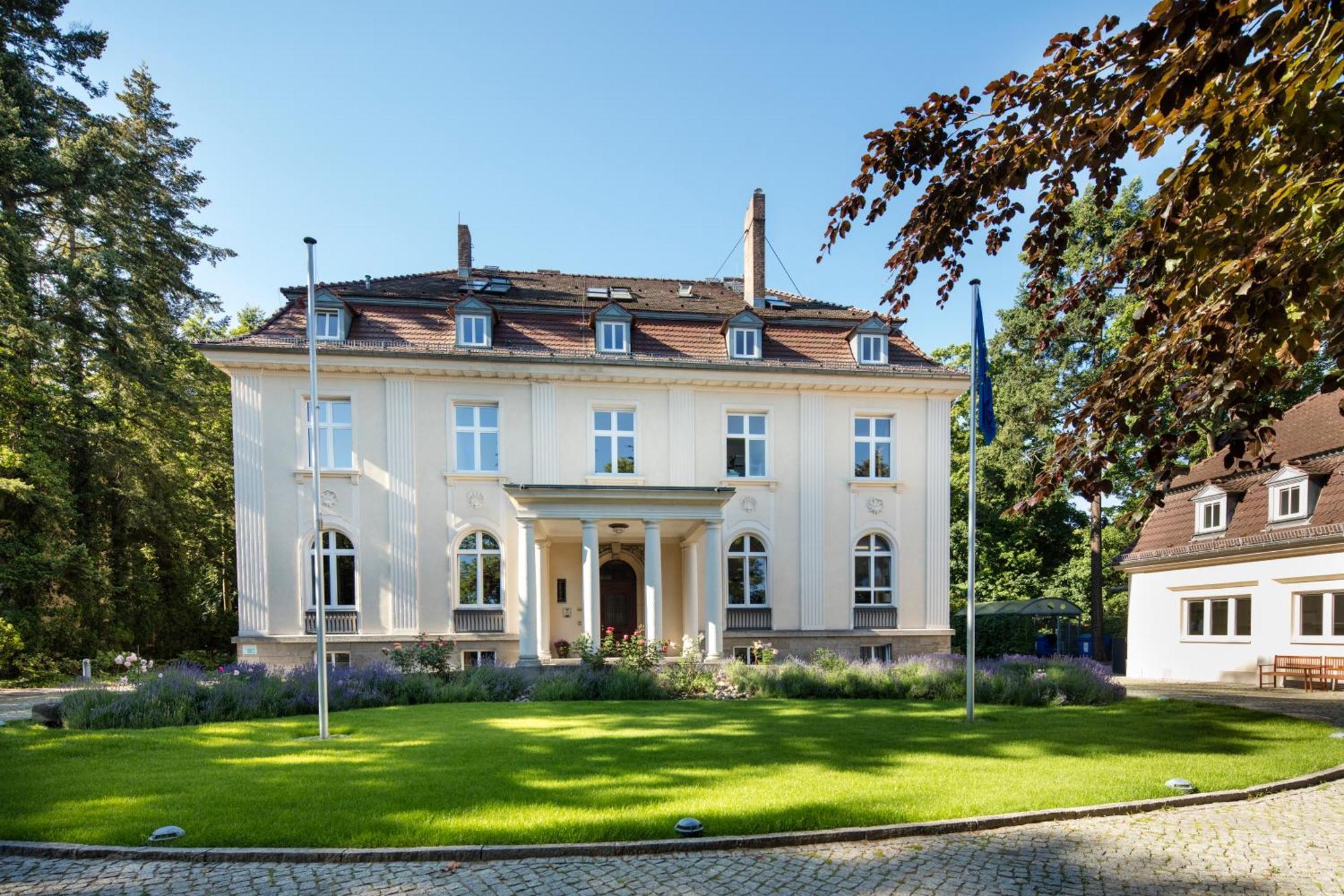 Europaeische Akademie Berlin Hotel Buitenkant foto