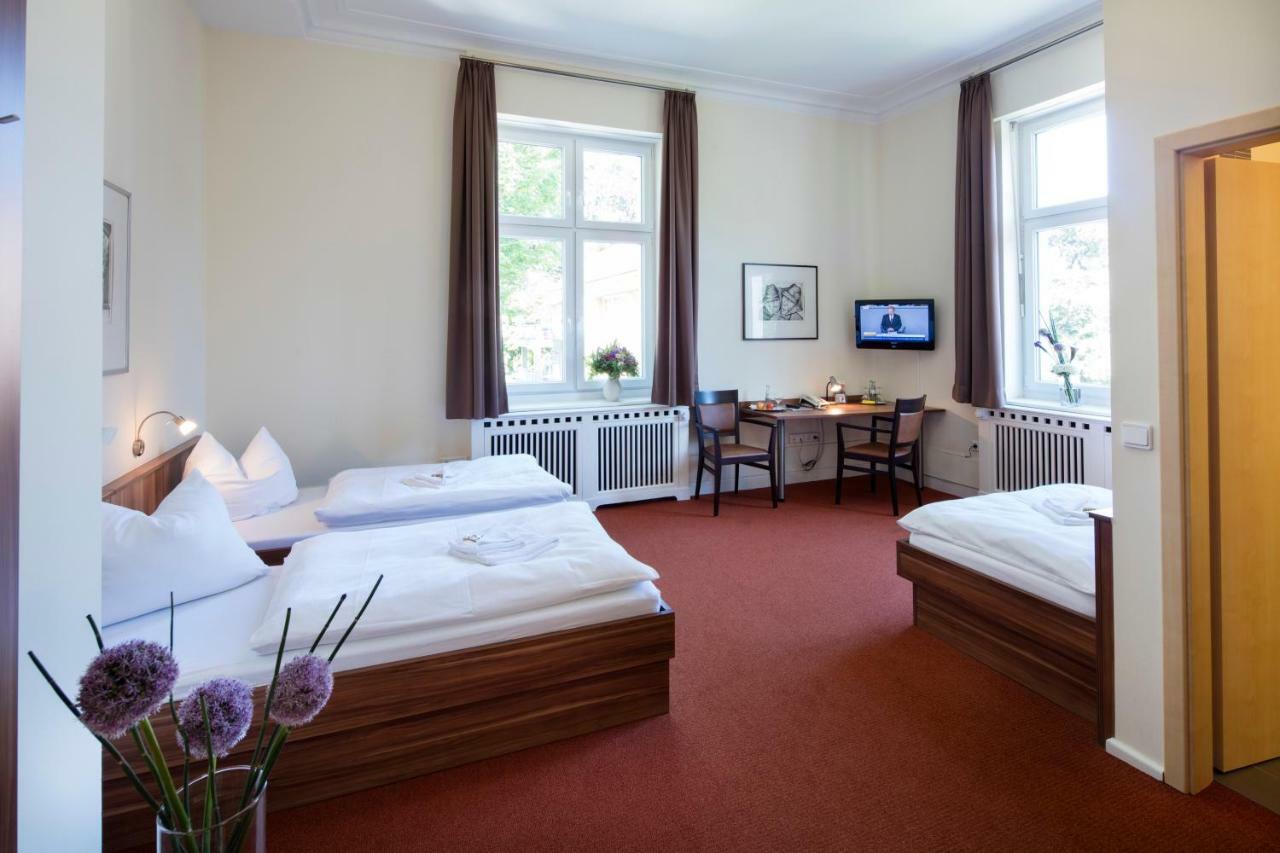 Europaeische Akademie Berlin Hotel Buitenkant foto